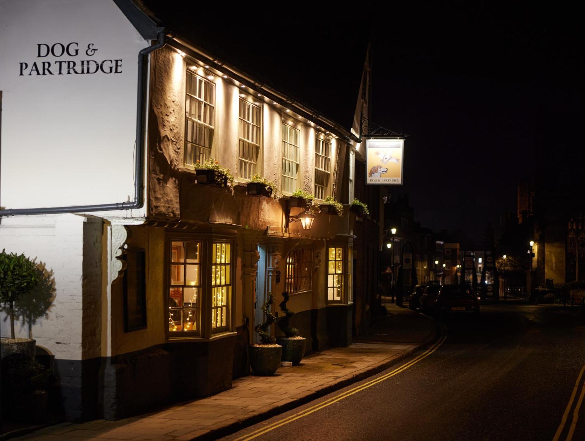 Dog And Partridge By Greene King Inns Bury St. Edmunds Экстерьер фото