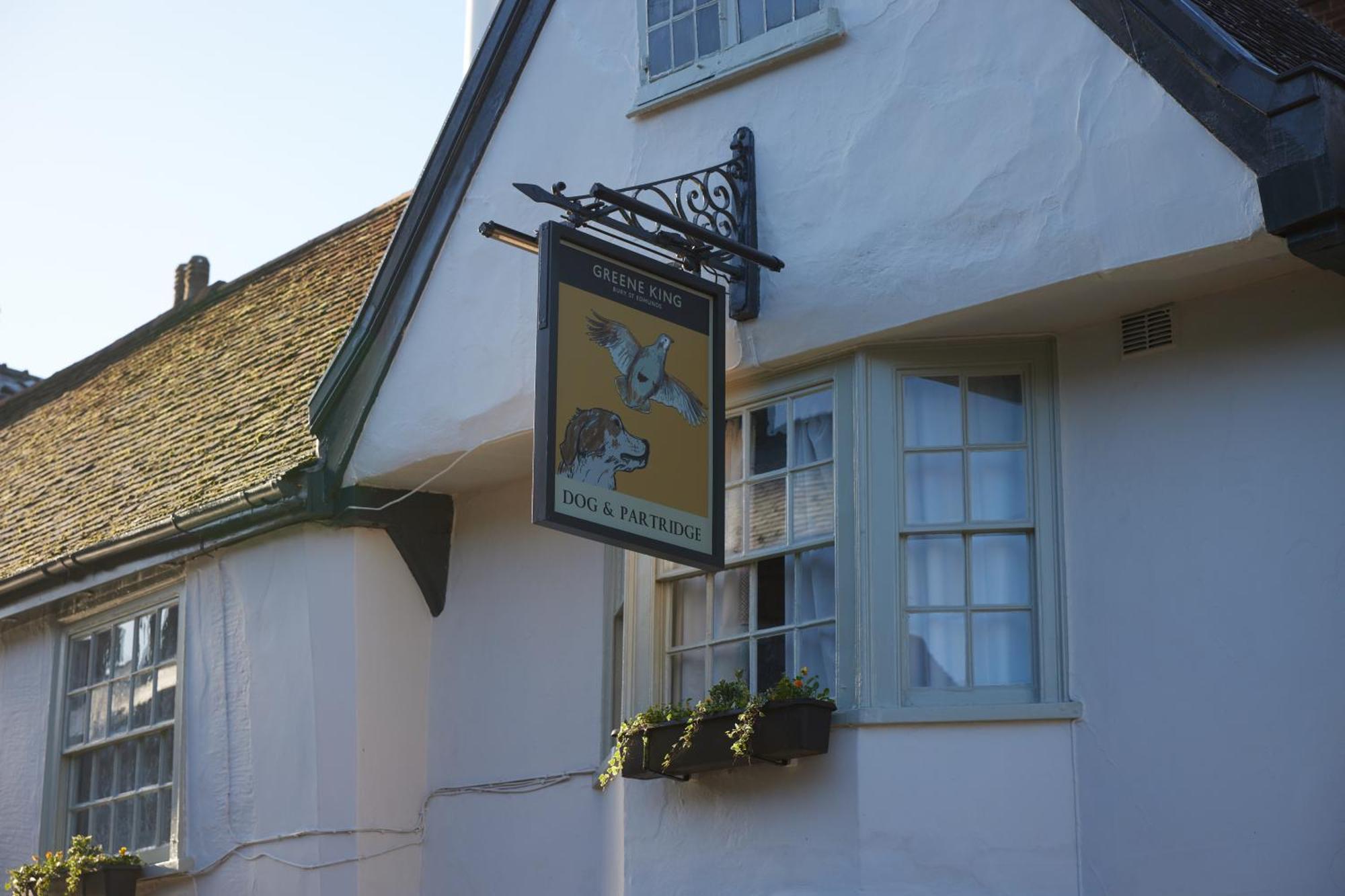 Dog And Partridge By Greene King Inns Bury St. Edmunds Экстерьер фото