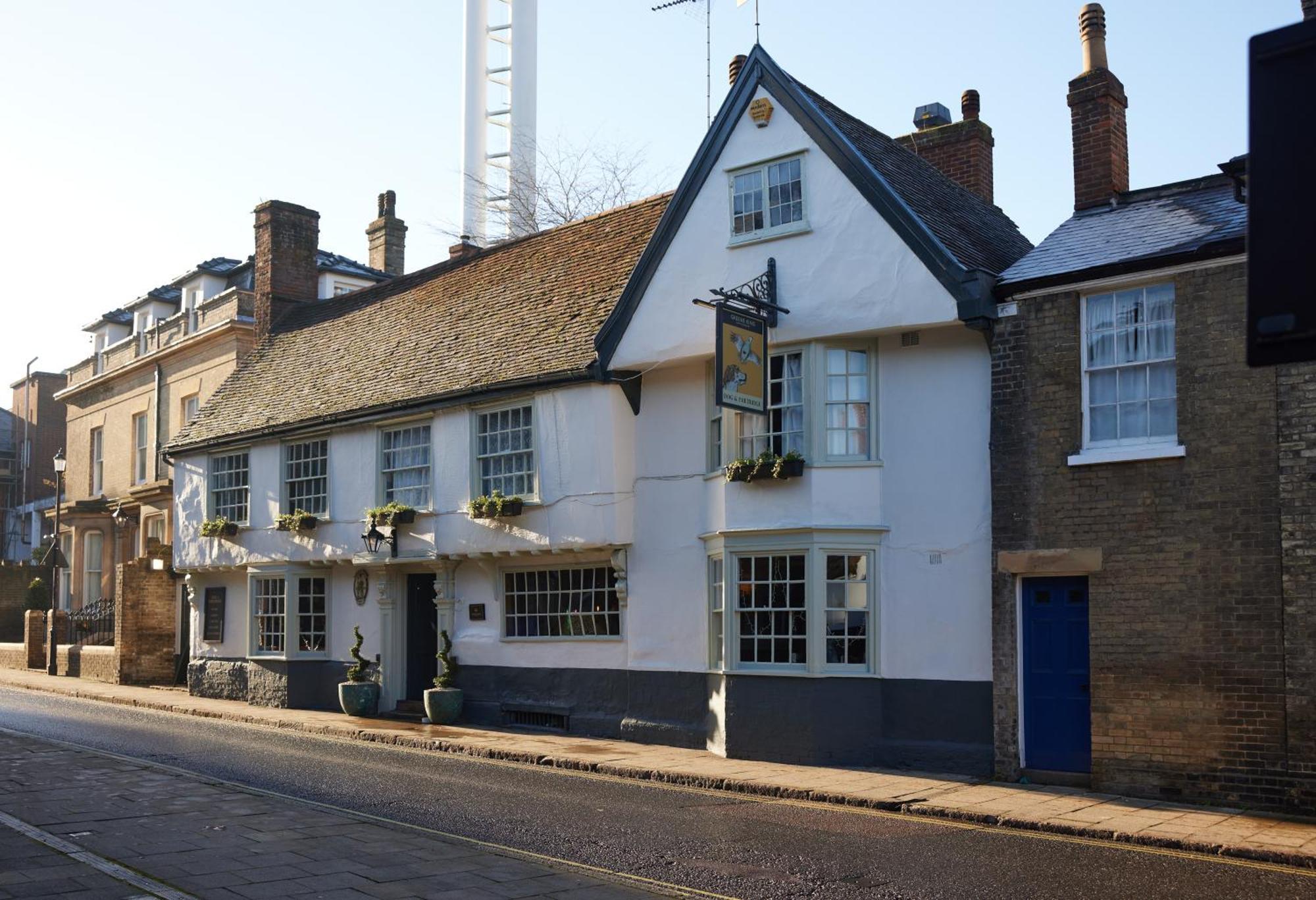 Dog And Partridge By Greene King Inns Bury St. Edmunds Экстерьер фото
